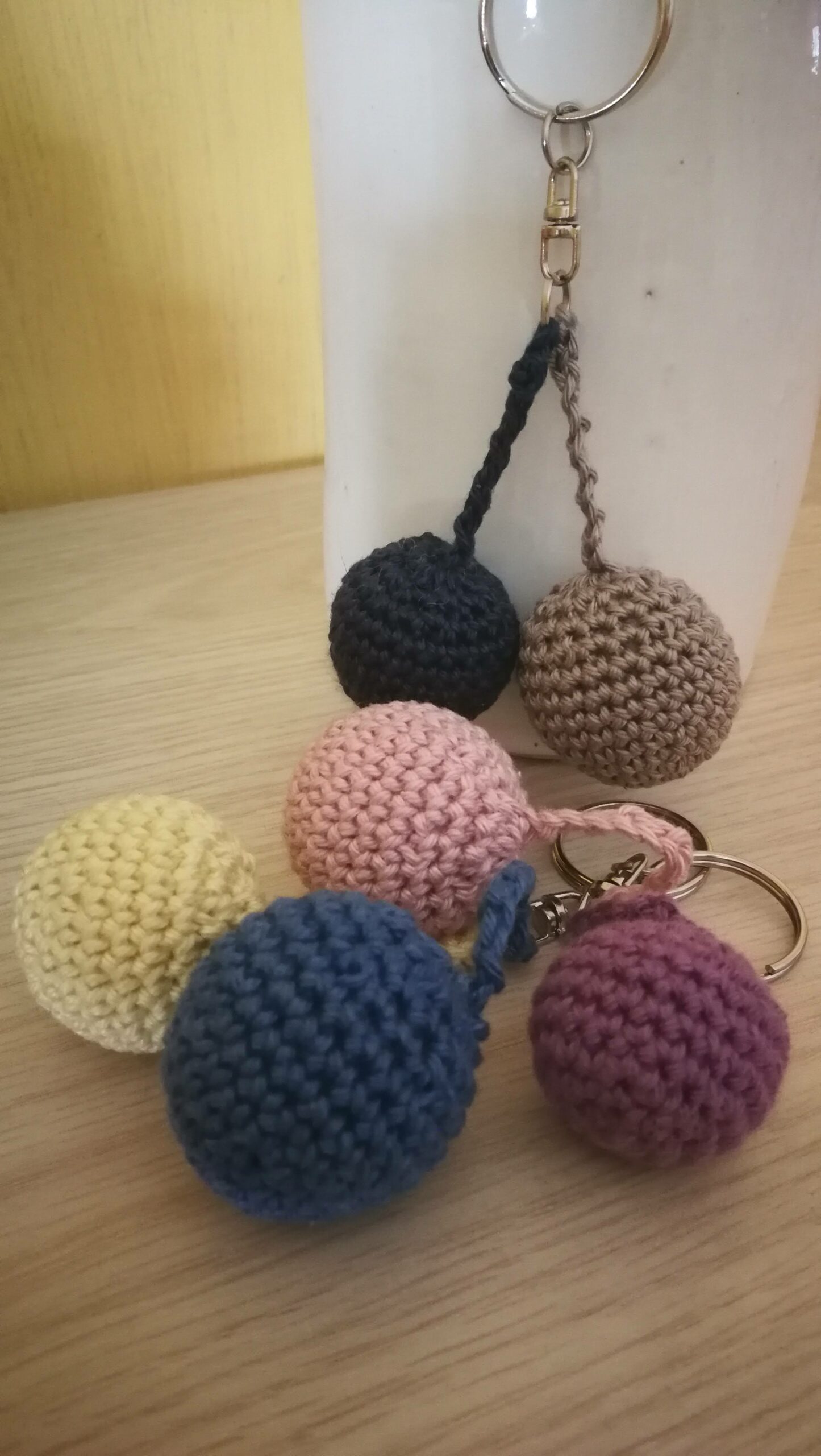 porte-clef réalisé en crochet à la main